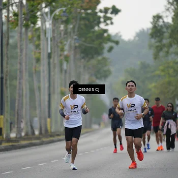 Runner Photo 8298540