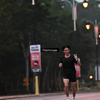 Runner Photo 8298544