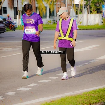 Runner Photo 8298552
