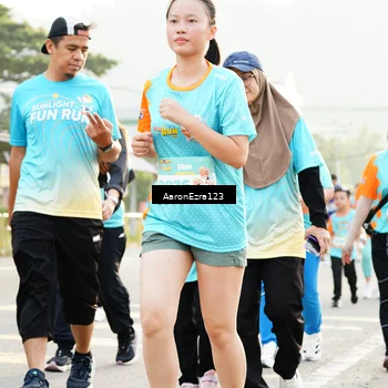 Runner Photo 8298560
