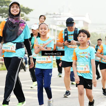 Runner Photo 8298566