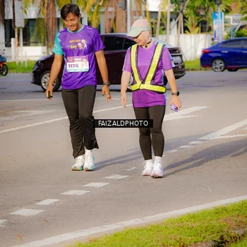 Runner Photo 8298576