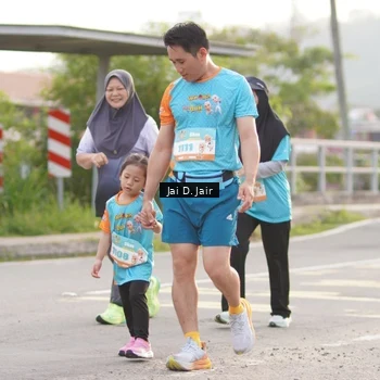 Runner Photo 8298592