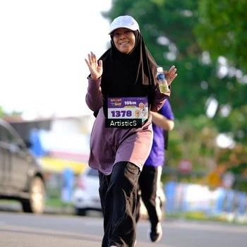Runner Photo 8298610