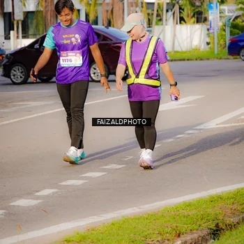 Runner Photo 8298622