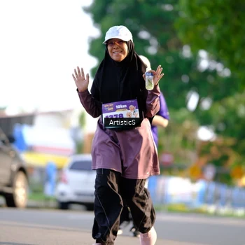 Runner Photo 8298626