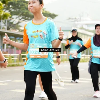 Runner Photo 8298631