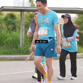 Runner Photo 8298633