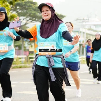 Runner Photo 8298637