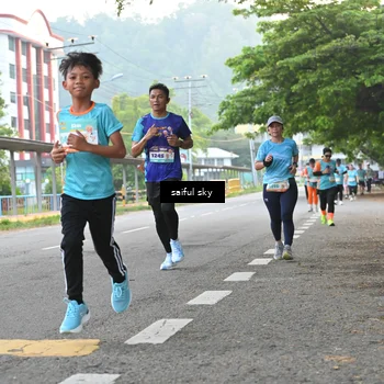 Runner Photo 8298644