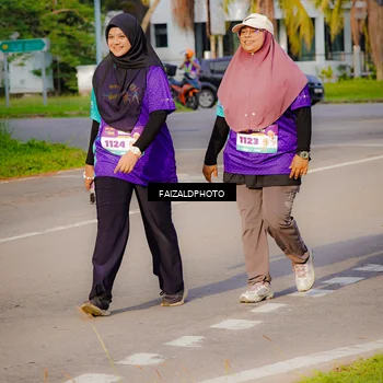 Runner Photo 8298655