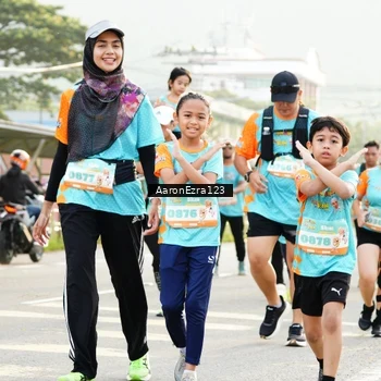 Runner Photo 8298664