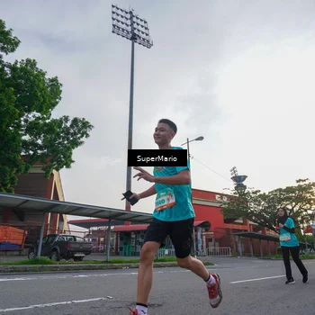Runner Photo 8298690