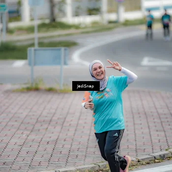 Runner Photo 8298696