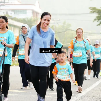 Runner Photo 8298726