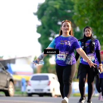 Runner Photo 8298728
