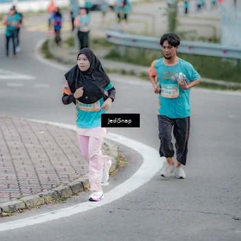 Runner Photo 8298729