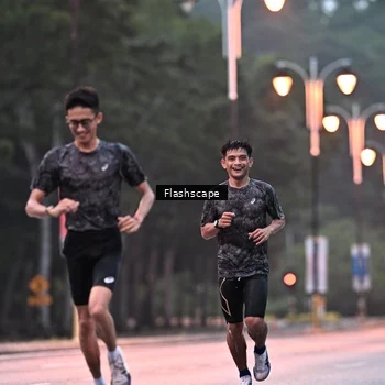 Runner Photo 8298757