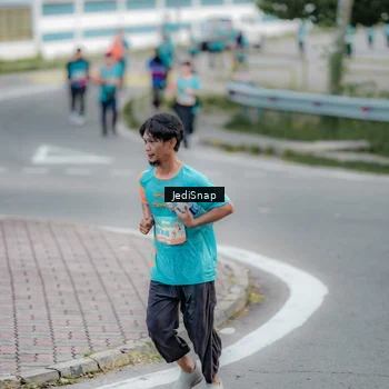 Runner Photo 8298760