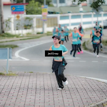 Runner Photo 8298769