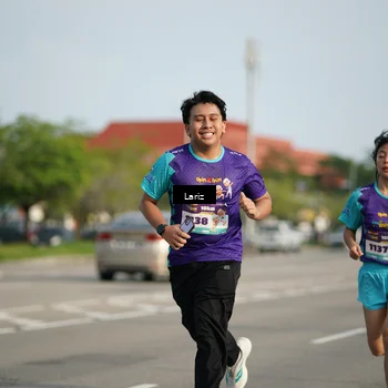 Runner Photo 8298772