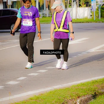 Runner Photo 8298777