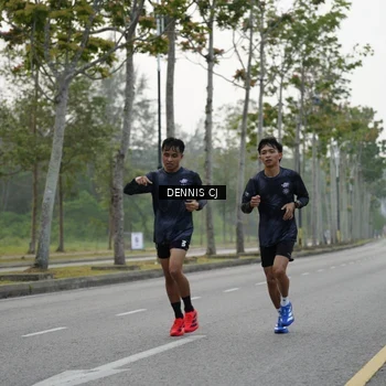 Runner Photo 8298786