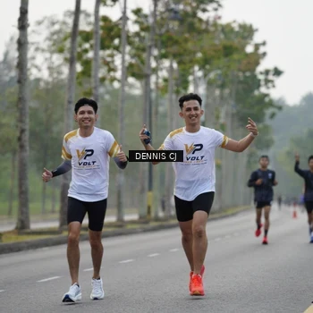 Runner Photo 8298787