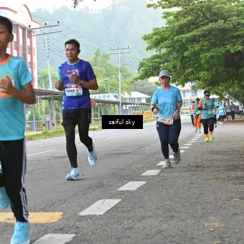 Runner Photo 8298790