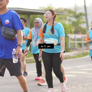 Runner Photo 8298800