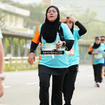 Runner Photo 8298803