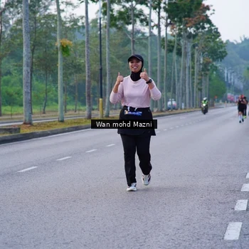 Runner Photo 8298804