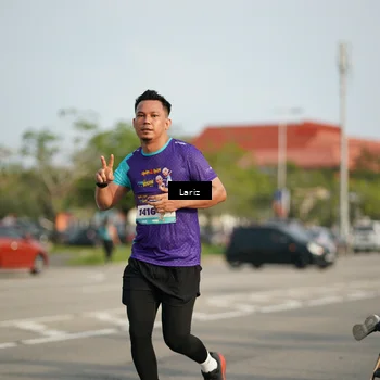 Runner Photo 8298808