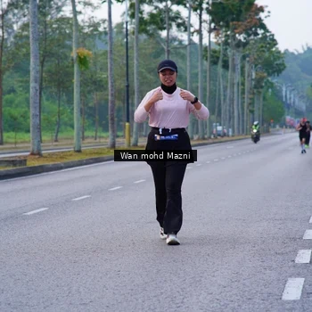 Runner Photo 8298815