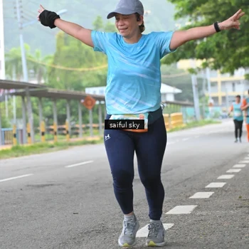 Runner Photo 8298831