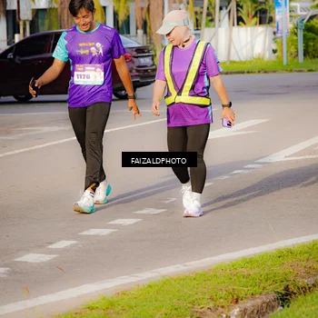 Runner Photo 8298833
