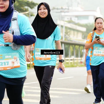 Runner Photo 8298839