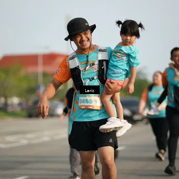 Runner Photo 8298861