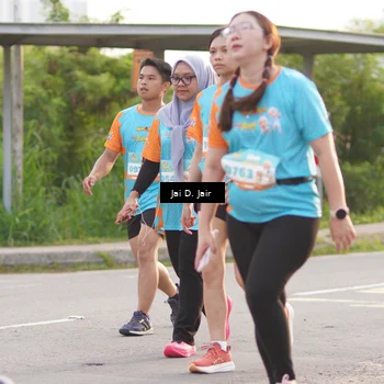 Runner Photo 8298863