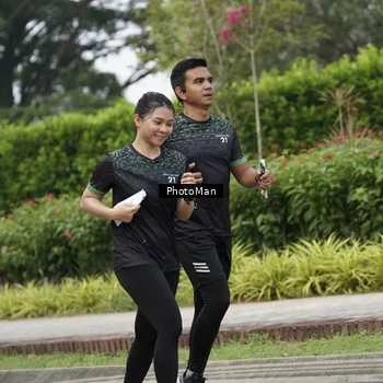 Runner Photo 8298867