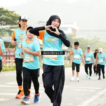 Runner Photo 8298872