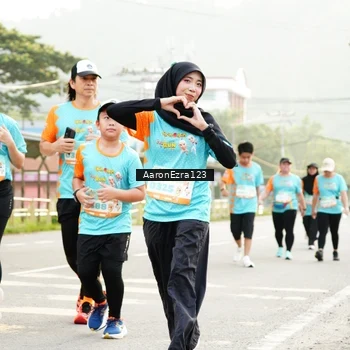 Runner Photo 8298878