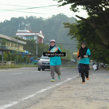 Runner Photo 8298881