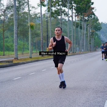 Runner Photo 8298890