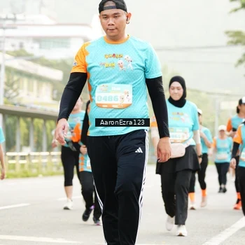 Runner Photo 8298891