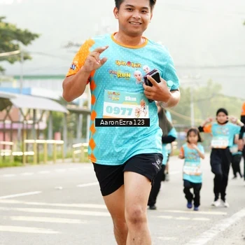 Runner Photo 8298912