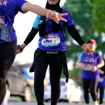 Runner Photo 8298915