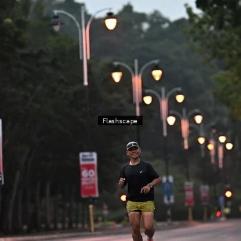 Runner Photo 8298919