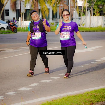 Runner Photo 8298944
