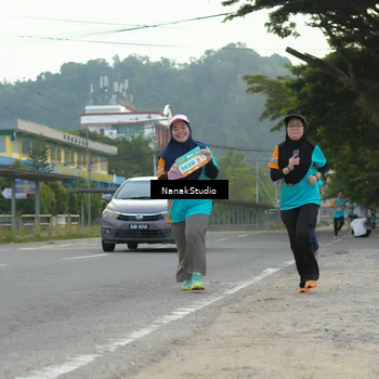 Runner Photo 8298959